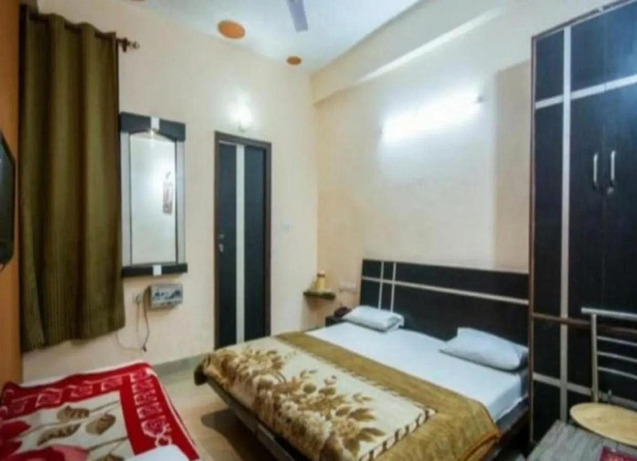 Hotel Ved By Wb Inn Agra  4*, Agra (Uttar Pradesh) India