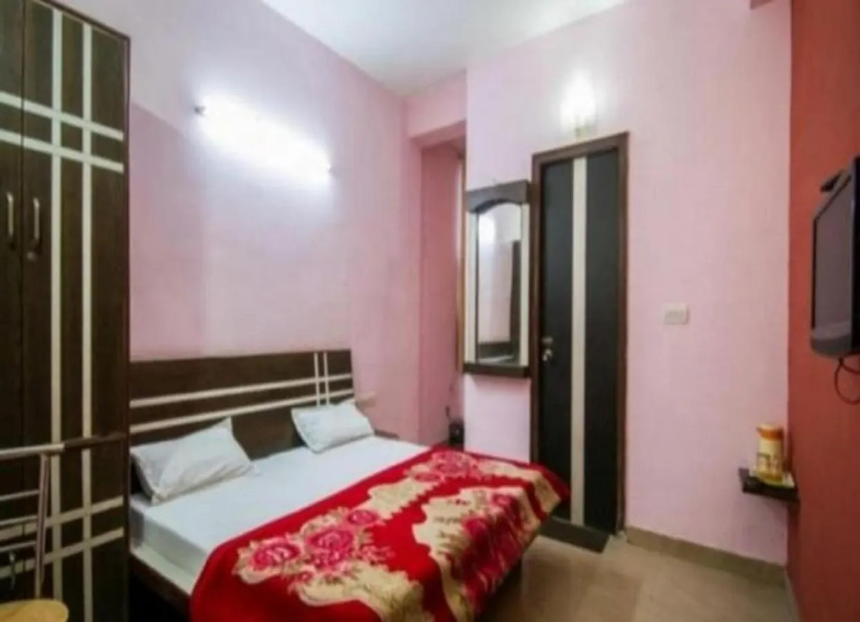 Hotel Ved By Wb Inn Agra   Agra (Uttar Pradesh)